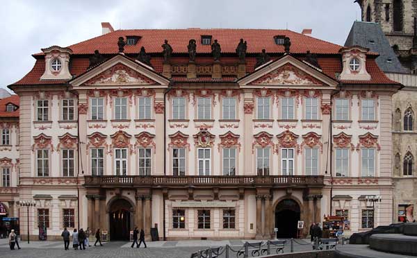 Prague_Palace_Kinsky_PC.jpg
